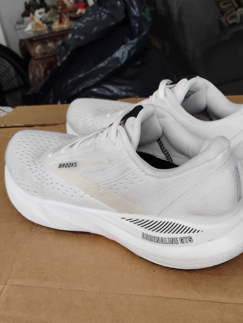 Brooks Adrenaline GTS 24